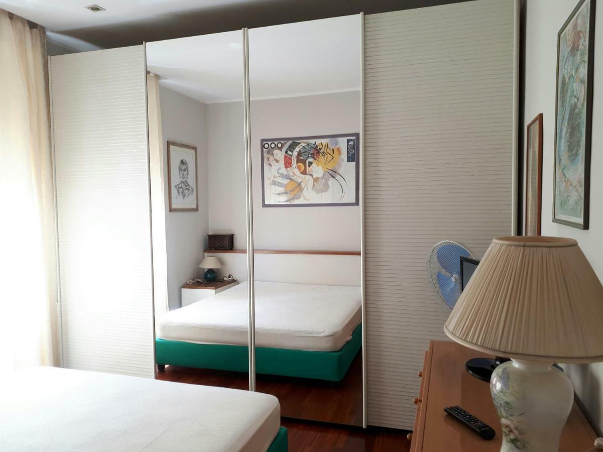Rey Apartament Apartment Rome Bagian luar foto
